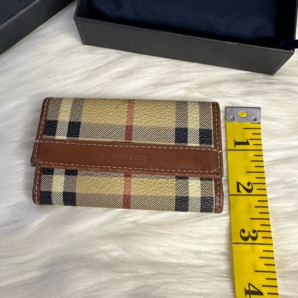BURBERRY classic key holder - Picture 16 of 16